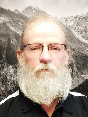 Michael Moe | Groff's Automotive Co.